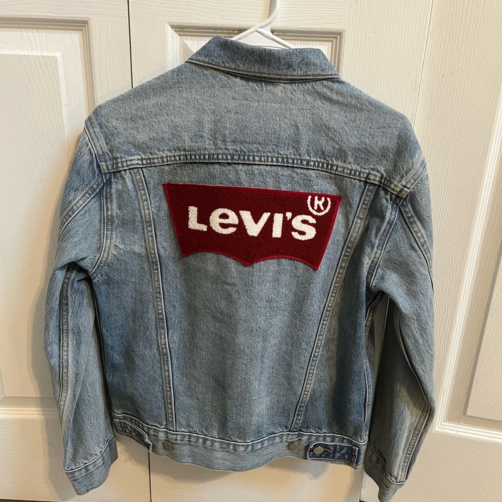 Levis Premium quality Jean Jacket, logo on the back